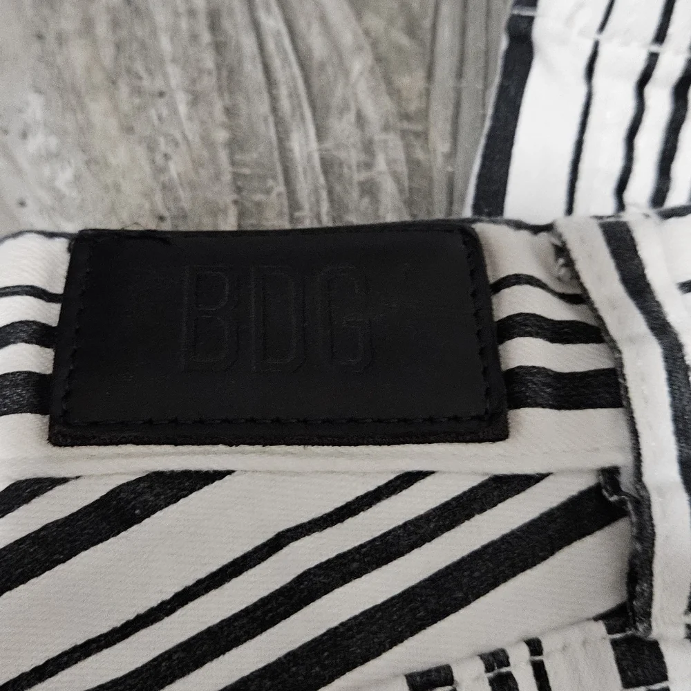 BDG striped jeans size 26